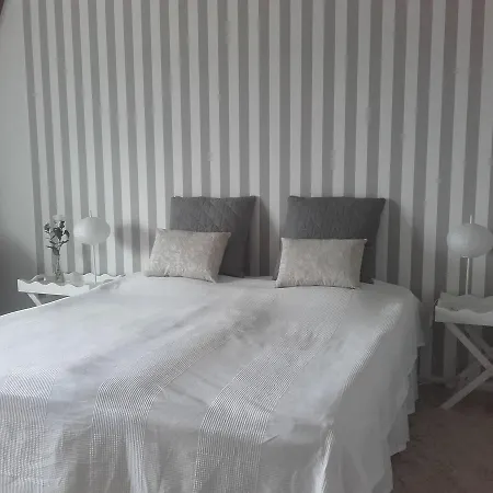 Frederiksensminde Bed and breakfast Marrebæk
