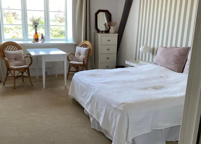 Frederiksensminde Frühstückspension Marrebæk